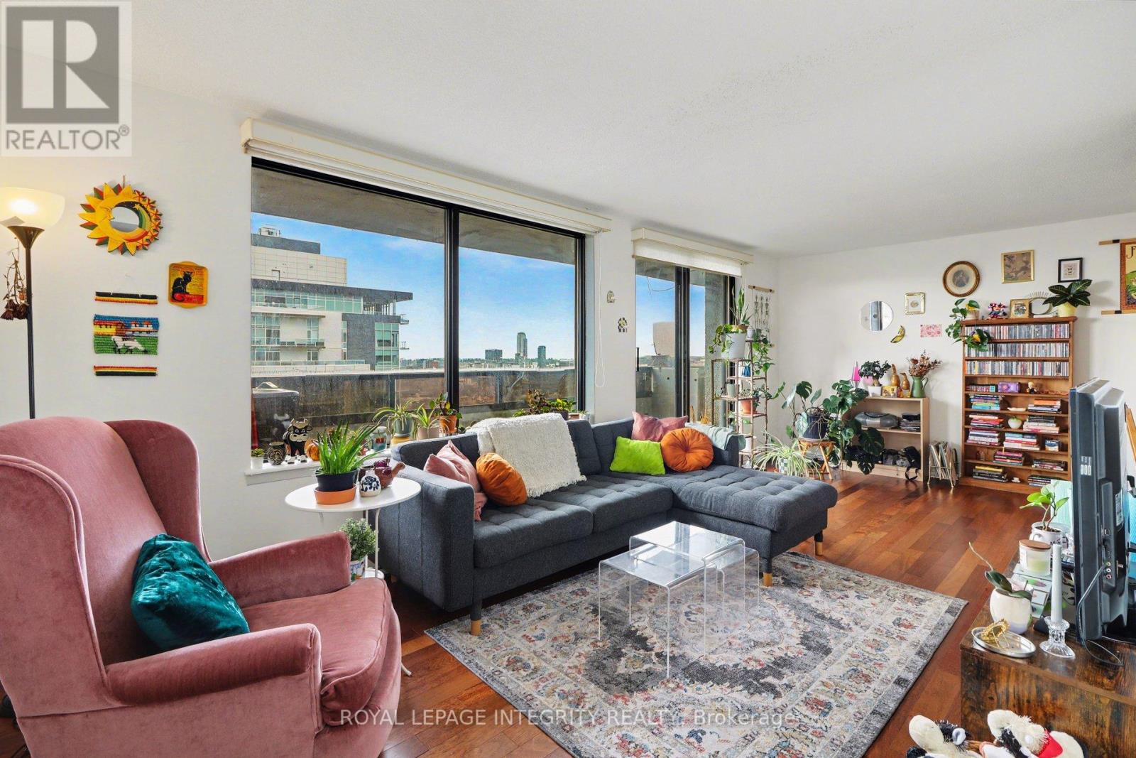 Ph2104 - 470 Laurier Avenue W, Ottawa, Ontario  K1R 7W9 - Photo 4 - X13002808