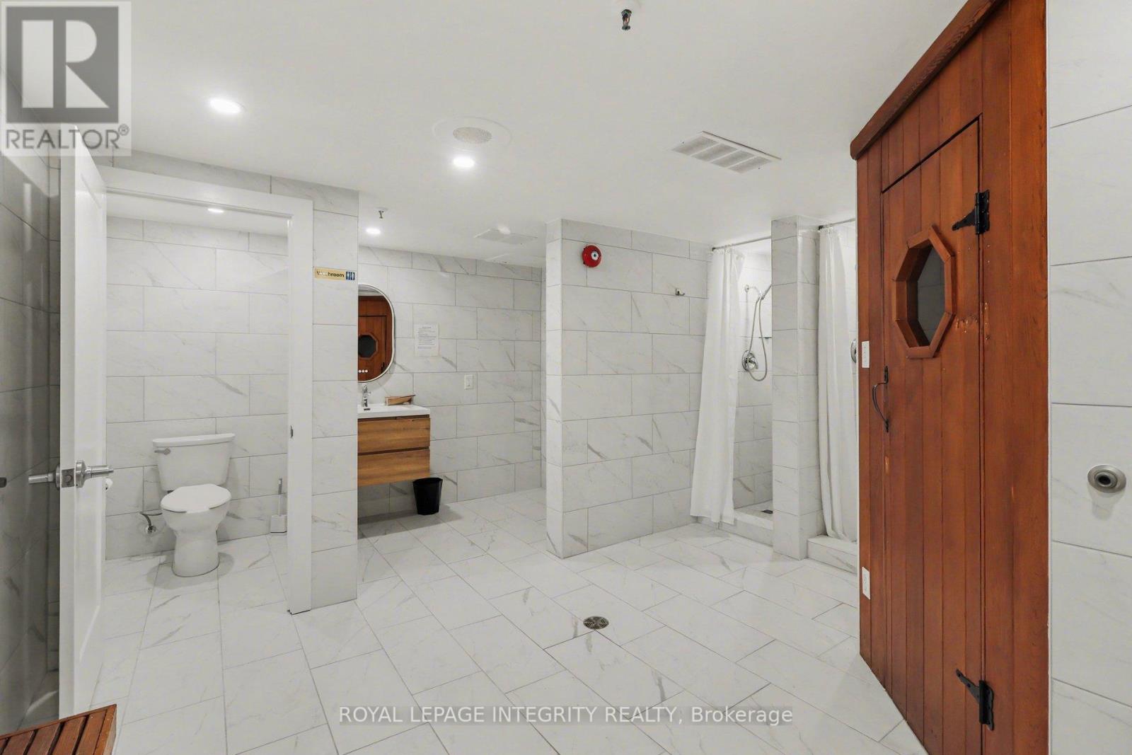 Ph2104 - 470 Laurier Avenue W, Ottawa, Ontario  K1R 7W9 - Photo 20 - X13002808
