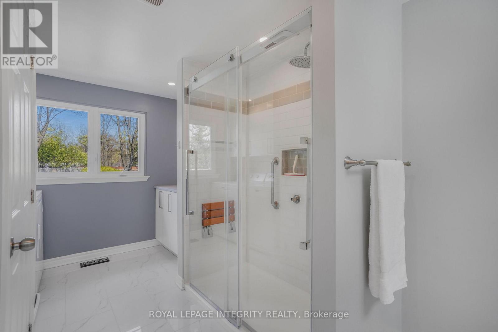 74 Valewood Crescent, Ottawa, Ontario  K1B 4E8 - Photo 16 - X13094686