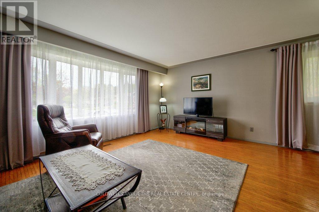 34 Westwood Crescent, Kitchener, Ontario  N2M 2L8 - Photo 10 - X13142816