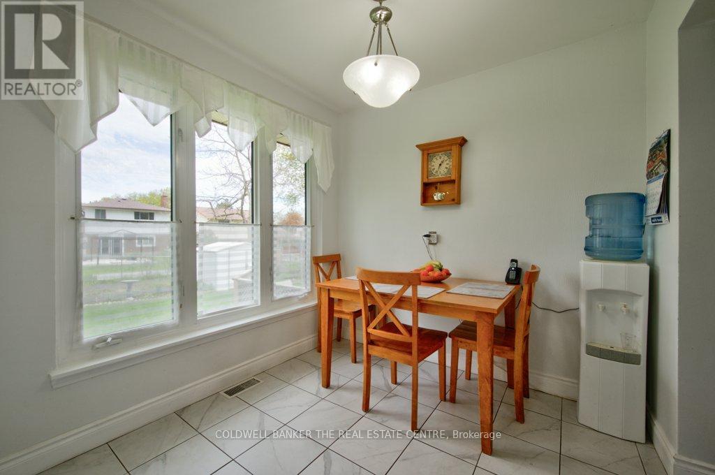 34 Westwood Crescent, Kitchener, Ontario  N2M 2L8 - Photo 18 - X13142816