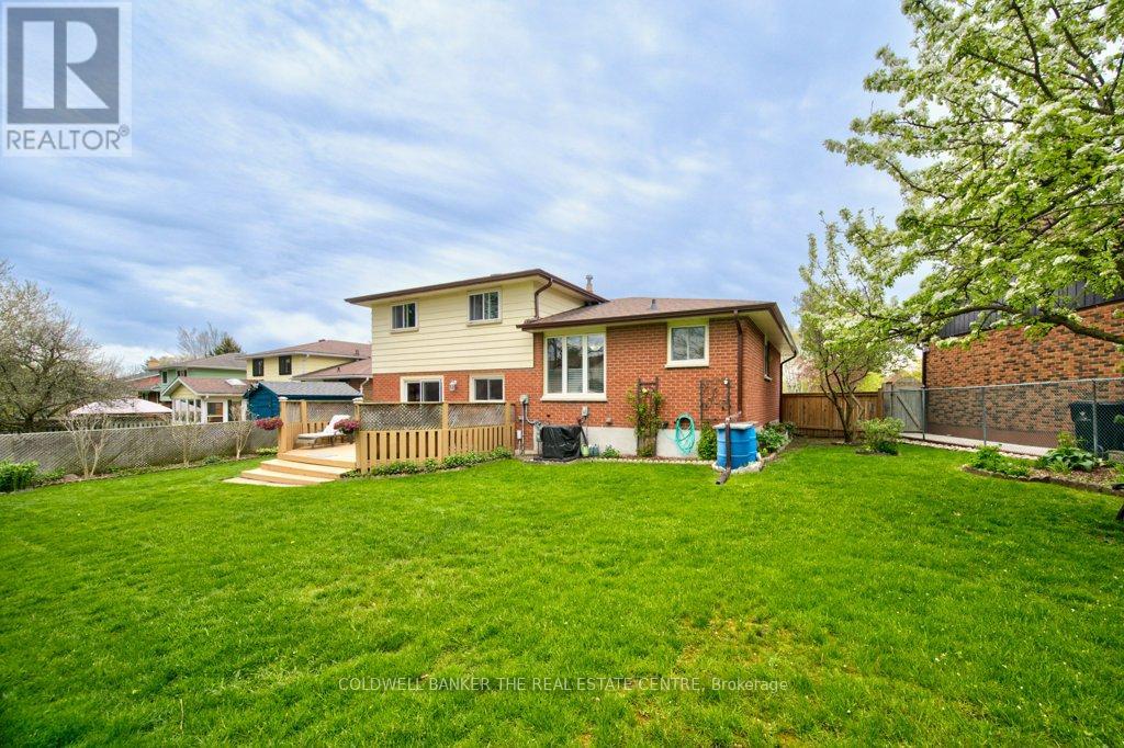 34 Westwood Crescent, Kitchener, Ontario  N2M 2L8 - Photo 38 - X13142816