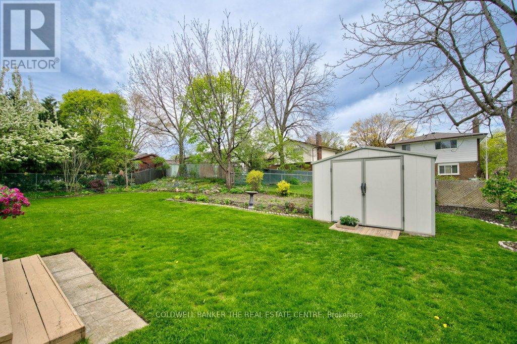 34 Westwood Crescent, Kitchener, Ontario  N2M 2L8 - Photo 41 - X13142816