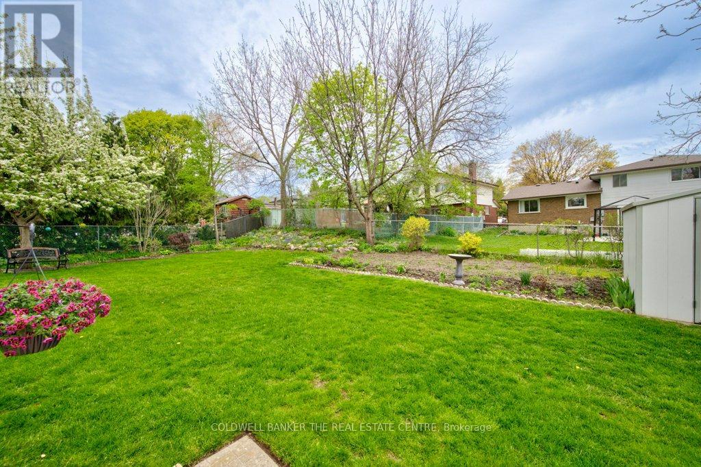 34 Westwood Crescent, Kitchener, Ontario  N2M 2L8 - Photo 42 - X13142816