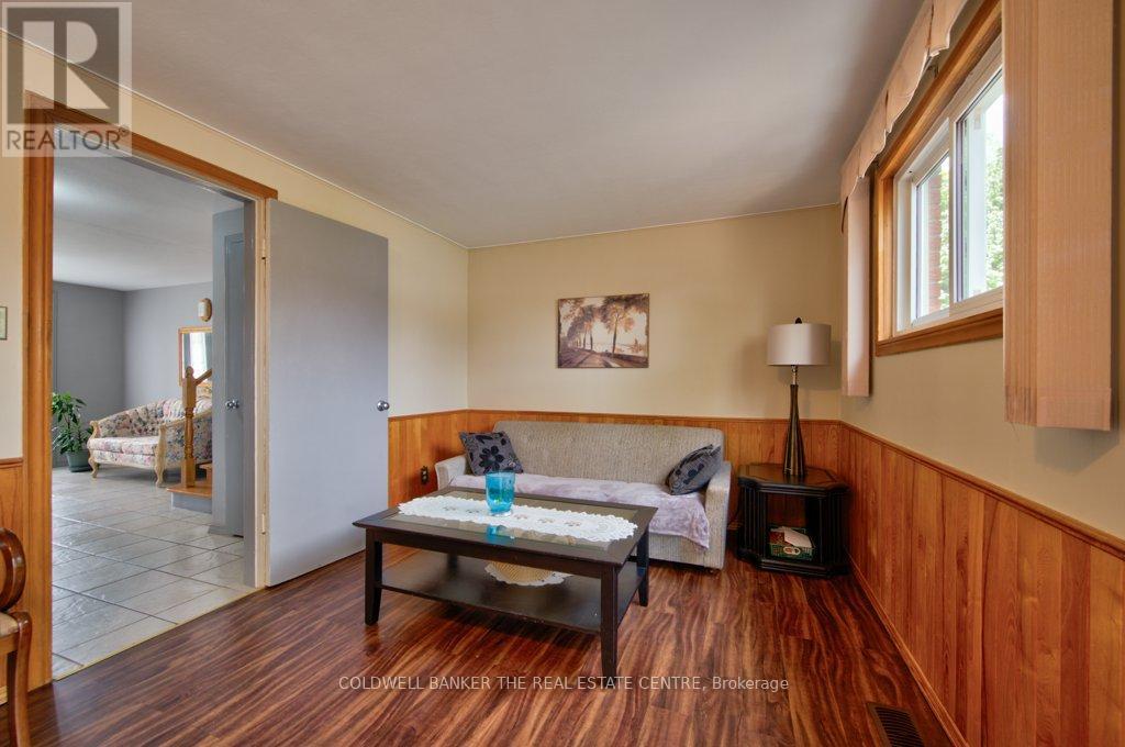 34 Westwood Crescent, Kitchener, Ontario  N2M 2L8 - Photo 6 - X13142816