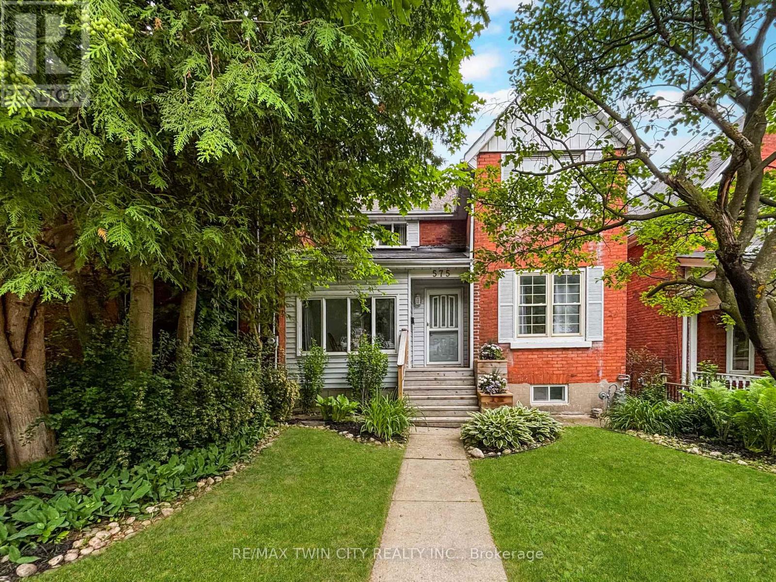 575 GEORGE STREET, Woodstock, Ontario