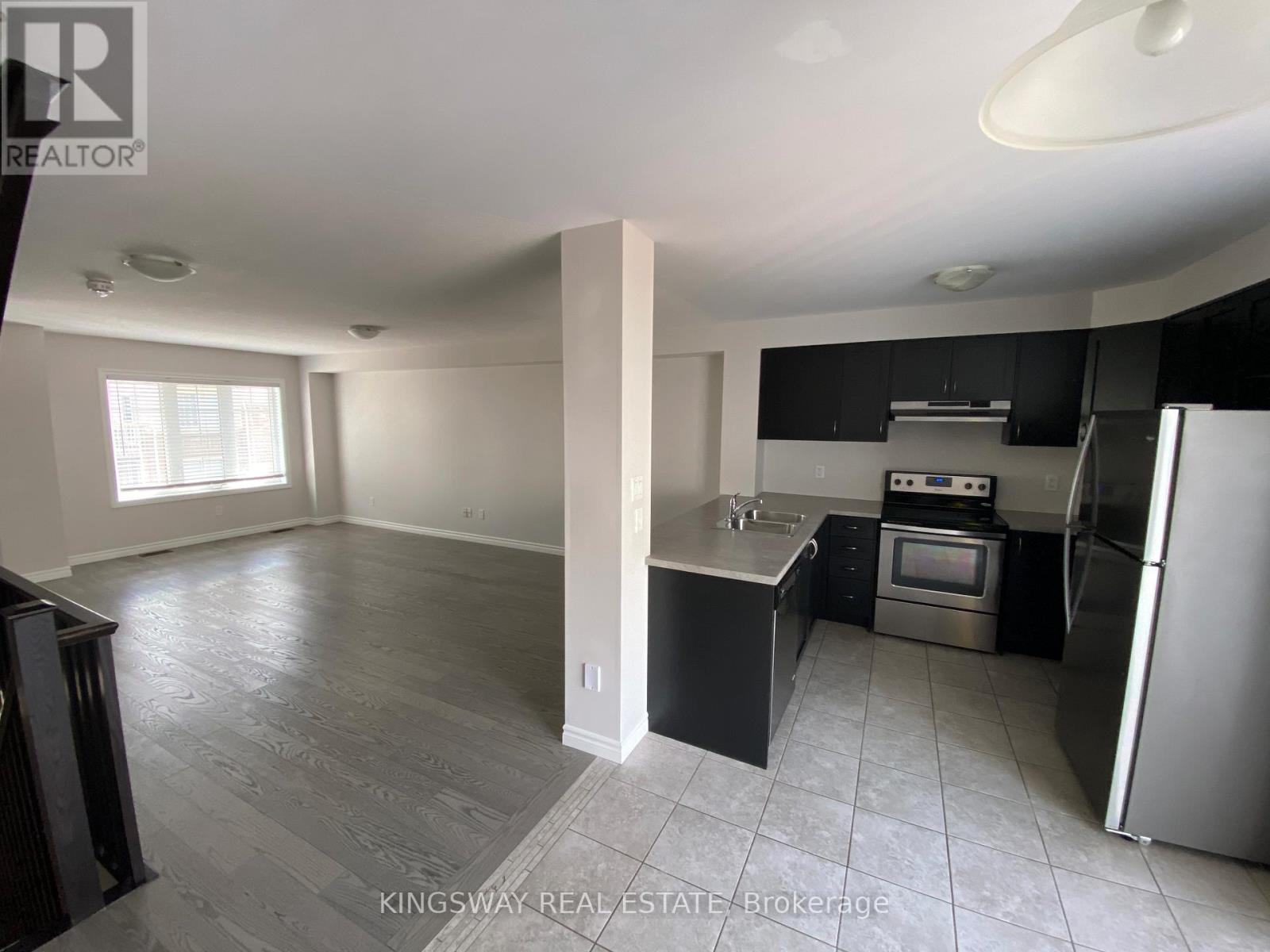 16 Kenridge Terrace, Hamilton, Ontario  L8J 0G4 - Photo 2 - X13143044