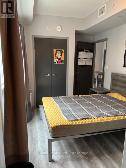 401 - 275 Larch Street, Waterloo, Ontario  N2L 3R2 - Photo 11 - X13143188