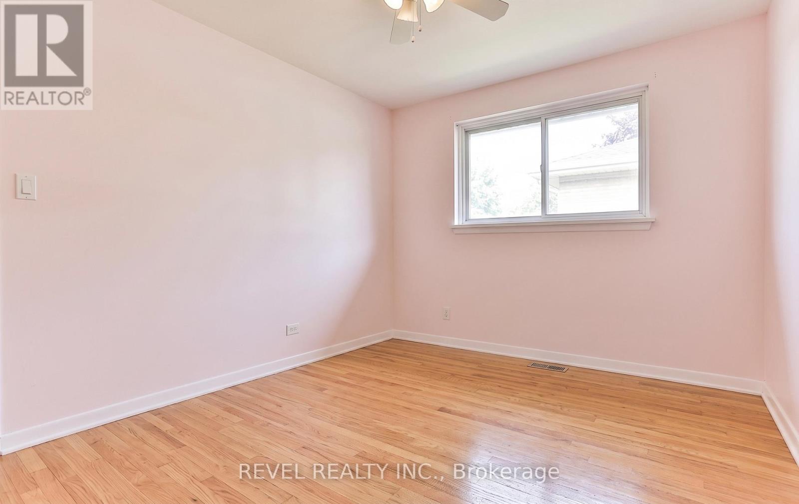 16 Ravenview Drive, Toronto, Ontario  M1E 3M1 - Photo 12 - E13143378