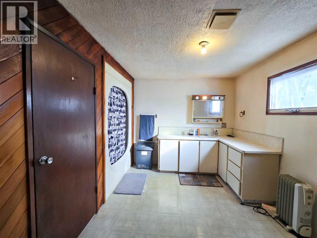 1201 83 Street, Coleman, Alberta  T0K 0M0 - Photo 17 - A2305224