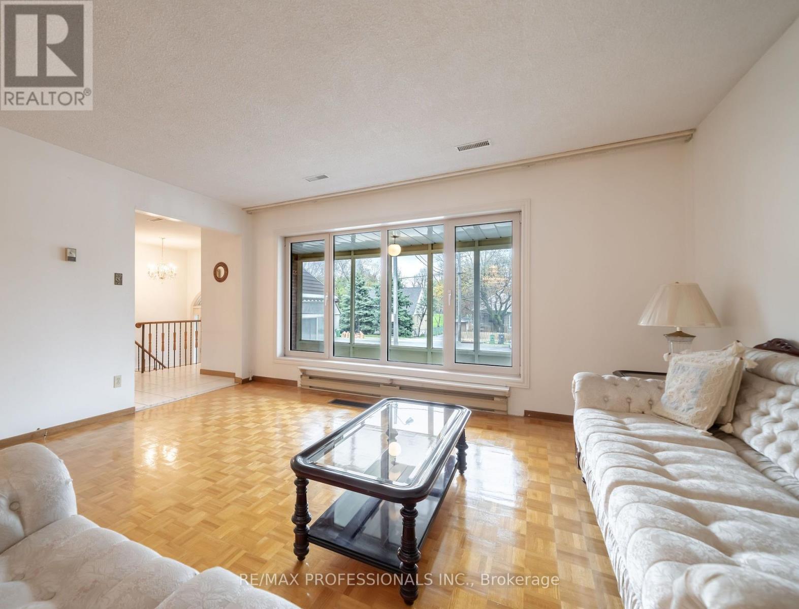 1164 Kipling Avenue, Toronto, Ontario  M9B 3M6 - Photo 3 - W13142532