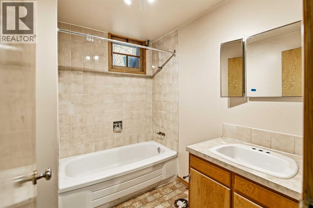4110 52 Street, Red Deer, Alberta  T4N 2B9 - Photo 41 - A2310767