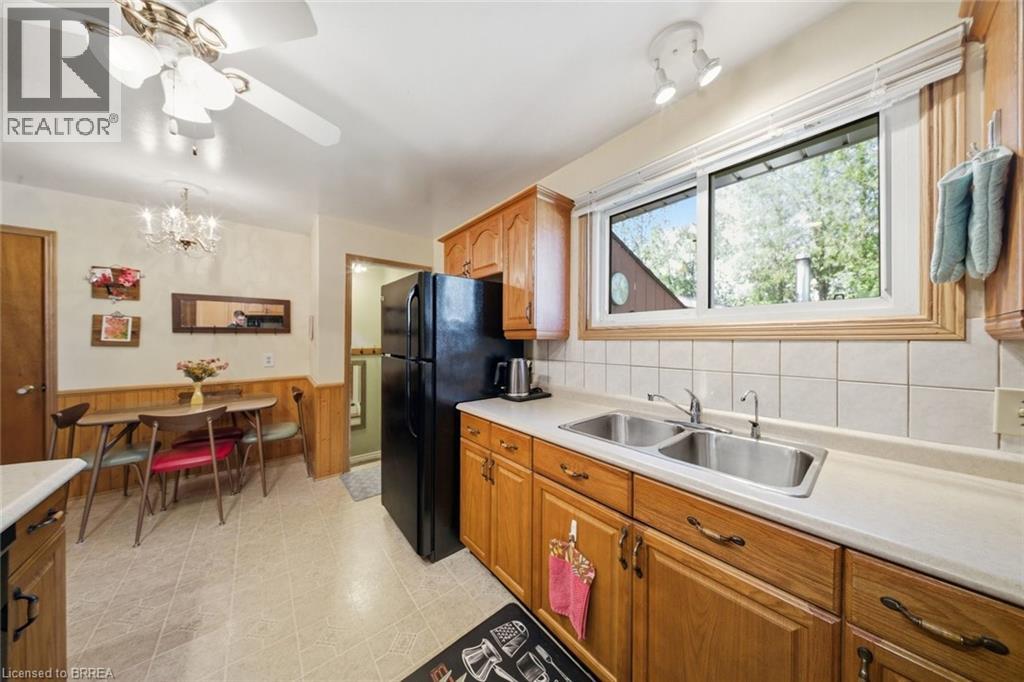 36 Hamilton Avenue, Brantford, Ontario  N3S 6Z9 - Photo 13 - 40831194