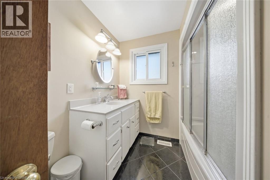36 Hamilton Avenue, Brantford, Ontario  N3S 6Z9 - Photo 18 - 40831194