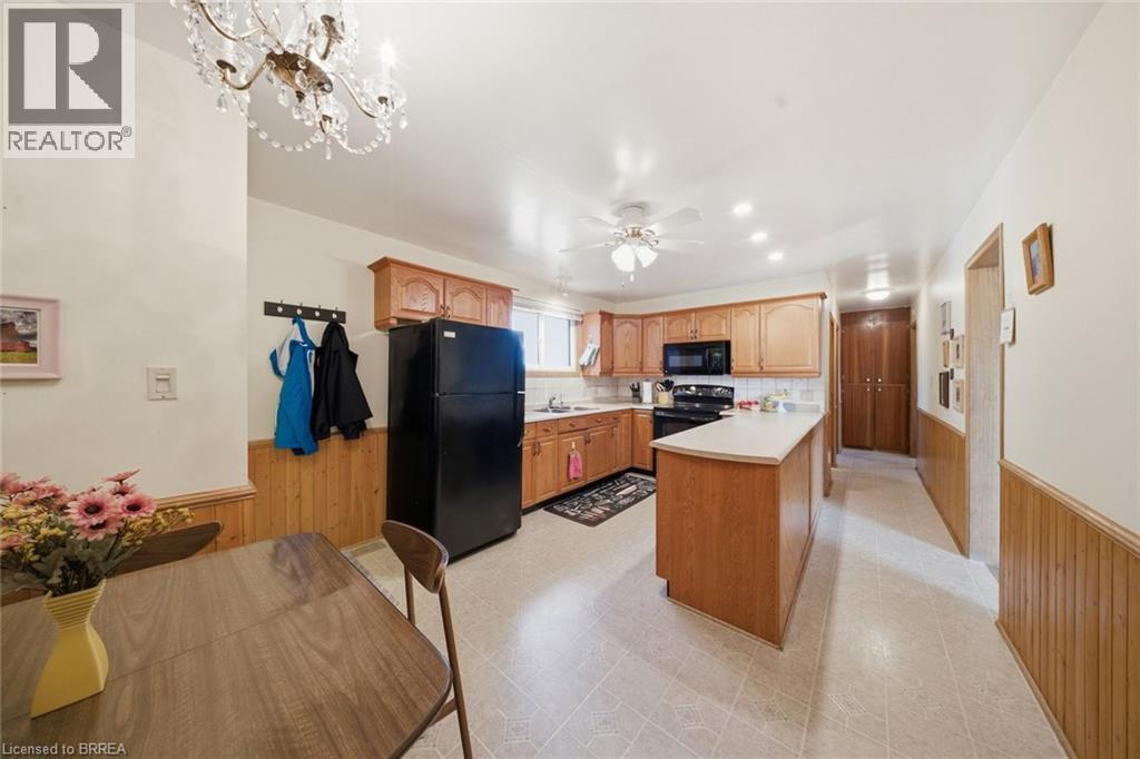36 Hamilton Avenue, Brantford, Ontario  N3S 6Z9 - Photo 11 - 40831194
