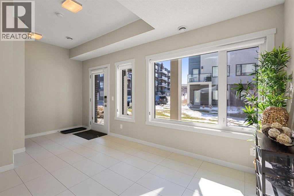 503, 218 Sherwood  NW, Calgary, Alberta  T3R 0Y2 - Photo 2 - A2307105