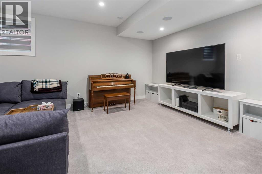 4348 72 Street NW, Calgary, Alberta  T3B 2L2 - Photo 28 - A2310359