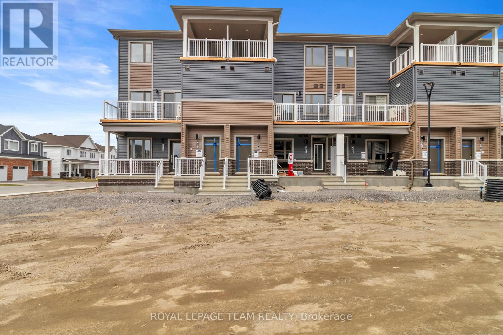 810 Parnian Private, Ottawa, Ontario  K2J 7K6 - Photo 1 - X13143368
