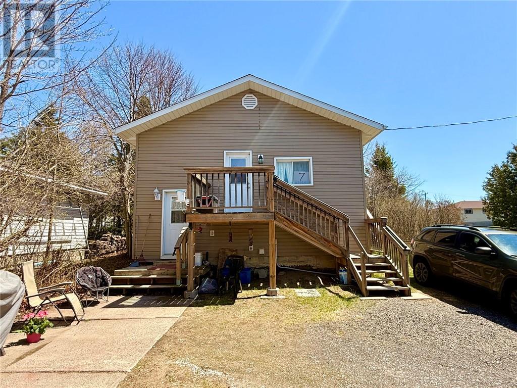 7 Confederation Street, Blind River, Ontario