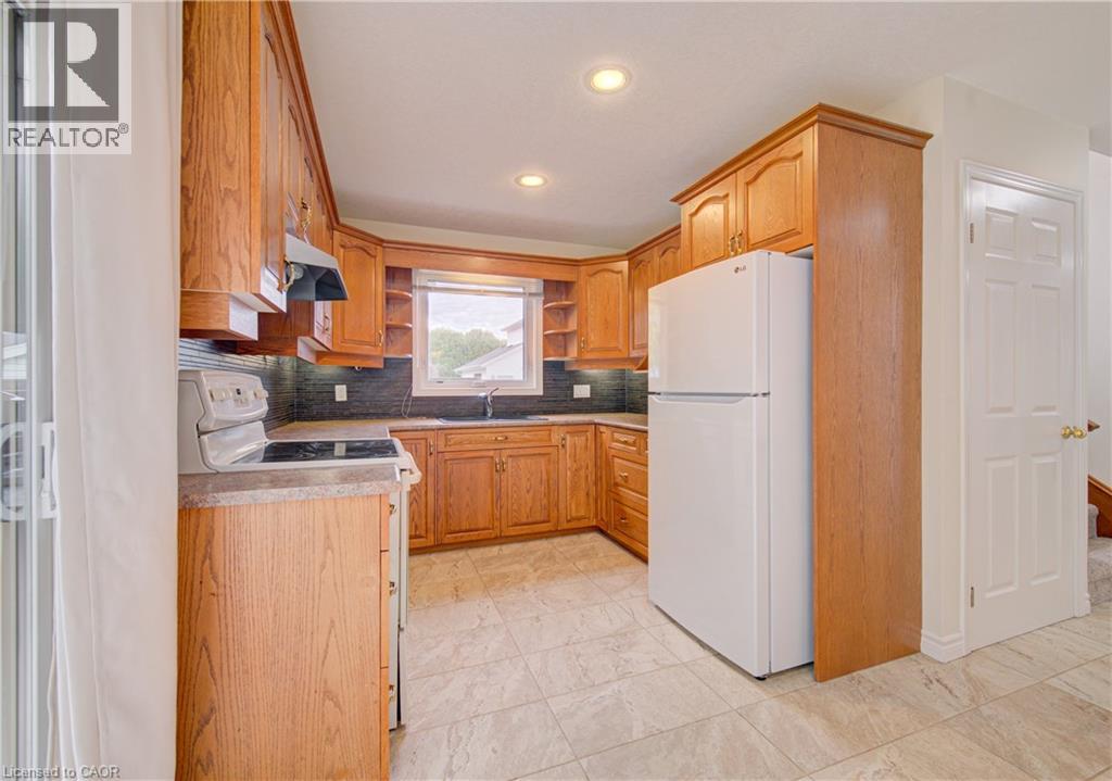 225 Dartmoor Crescent, Waterloo, Ontario  N2K 3S9 - Photo 11 - 40831208