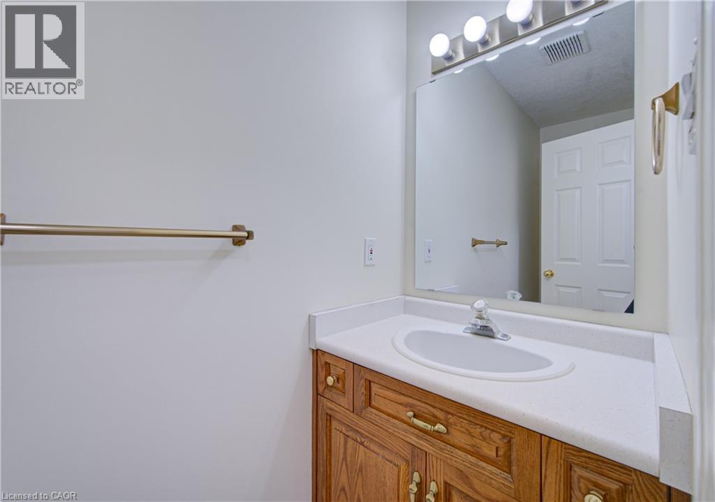 225 Dartmoor Crescent, Waterloo, Ontario  N2K 3S9 - Photo 12 - 40831208