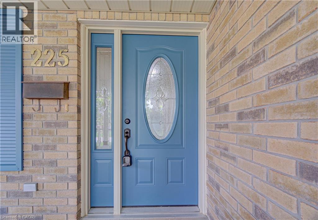 225 Dartmoor Crescent, Waterloo, Ontario  N2K 3S9 - Photo 5 - 40831208