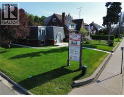191 QUEENSWAY W Unit# Lower Front, simcoe, Ontario