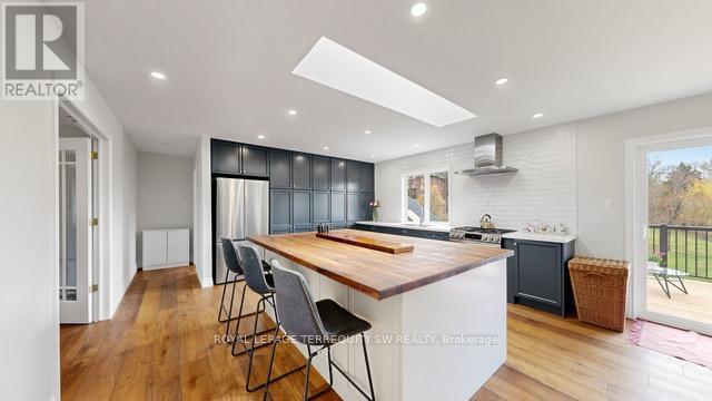 Main - 9 Gilbert Drive, Aurora, Ontario  L4G 6W8 - Photo 3 - N13142080