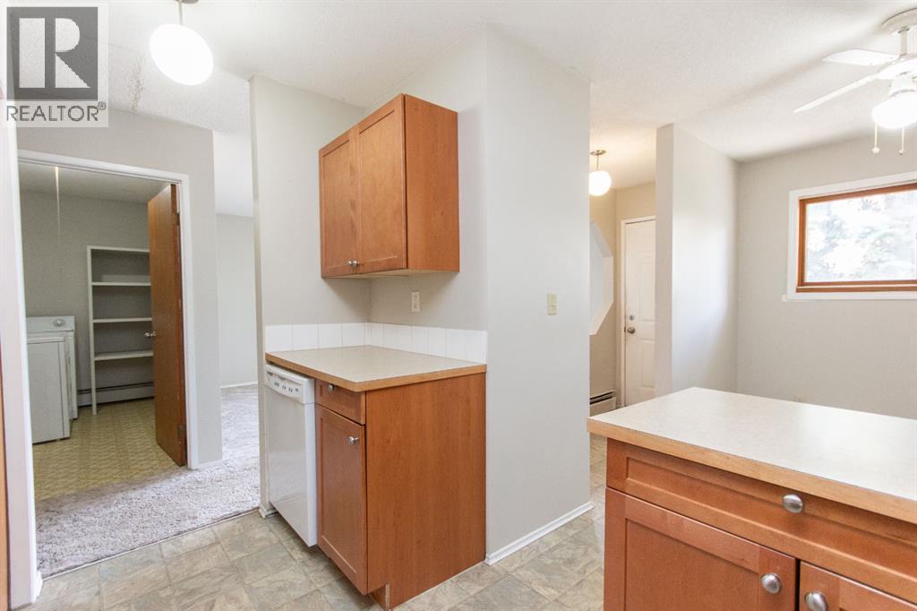 19 Gibson Close, Red Deer, Alberta  T4P 2Z3 - Photo 11 - A2309073