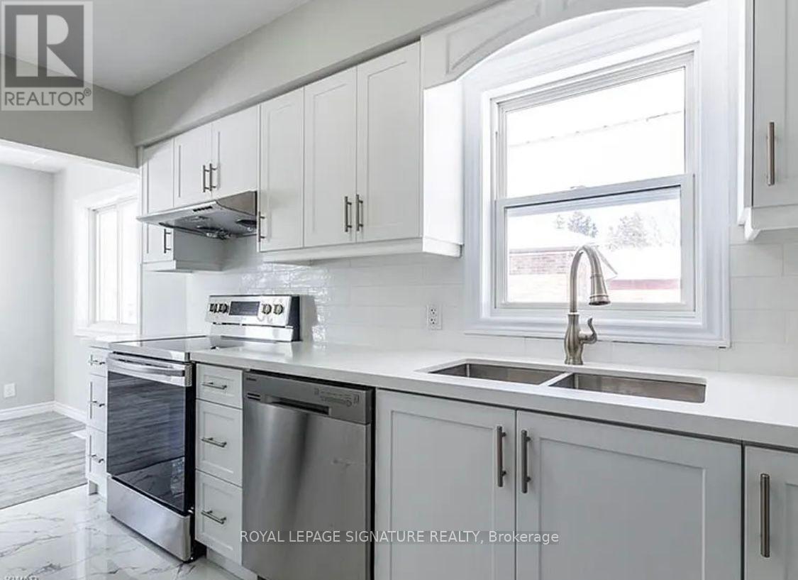 Main - 116 Siebert Avenue, Kitchener, Ontario  N2C 2A8 - Photo 8 - X12890612