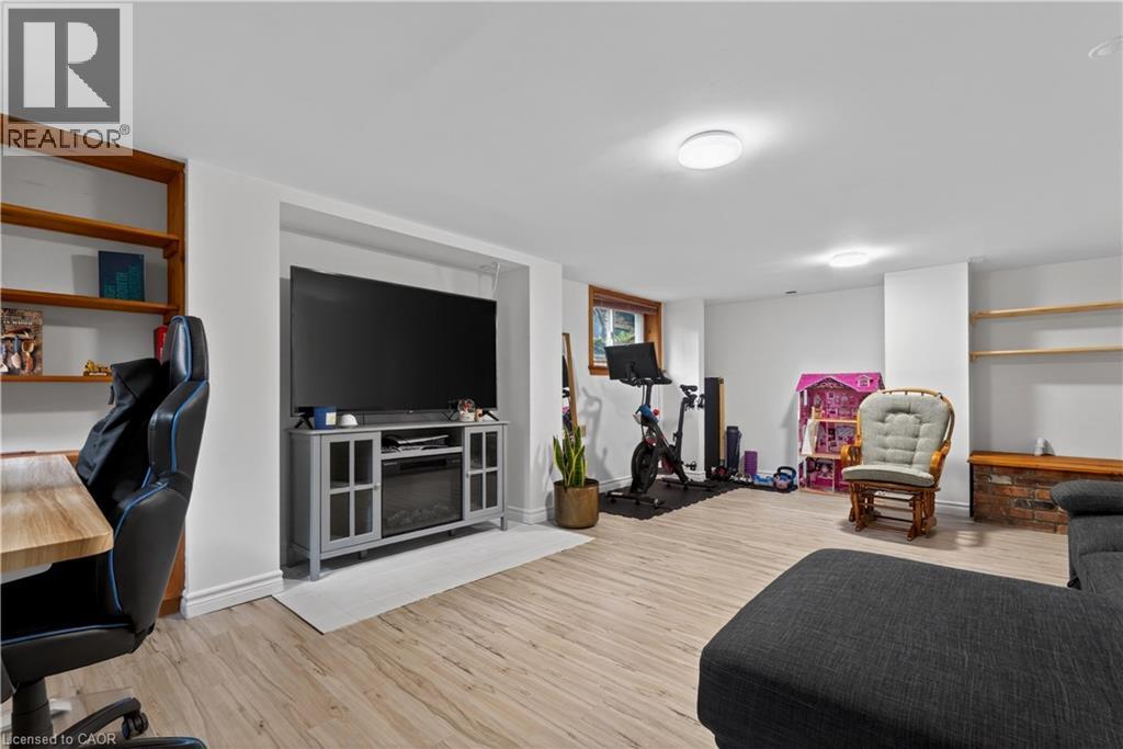 215 Iona Avenue, Hamilton, Ontario  L8S 2M3 - Photo 42 - 40831305
