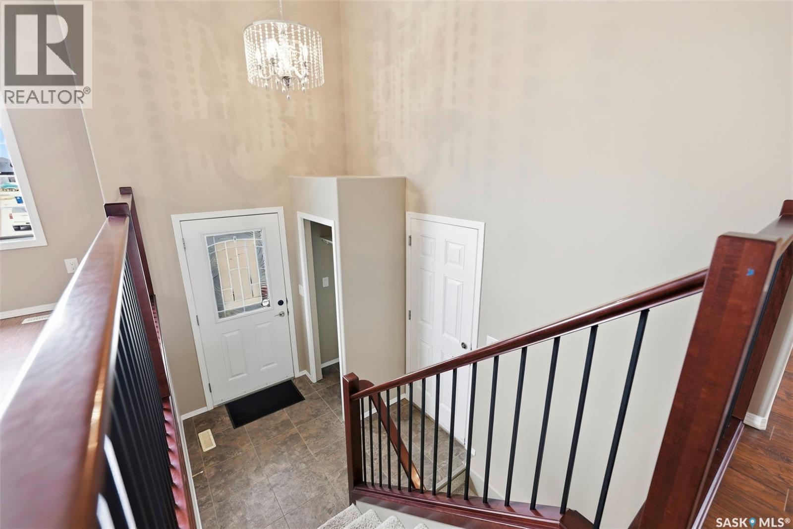 517 Redwood Crescent, Warman, Saskatchewan  S0K 4S2 - Photo 2 - SK036328