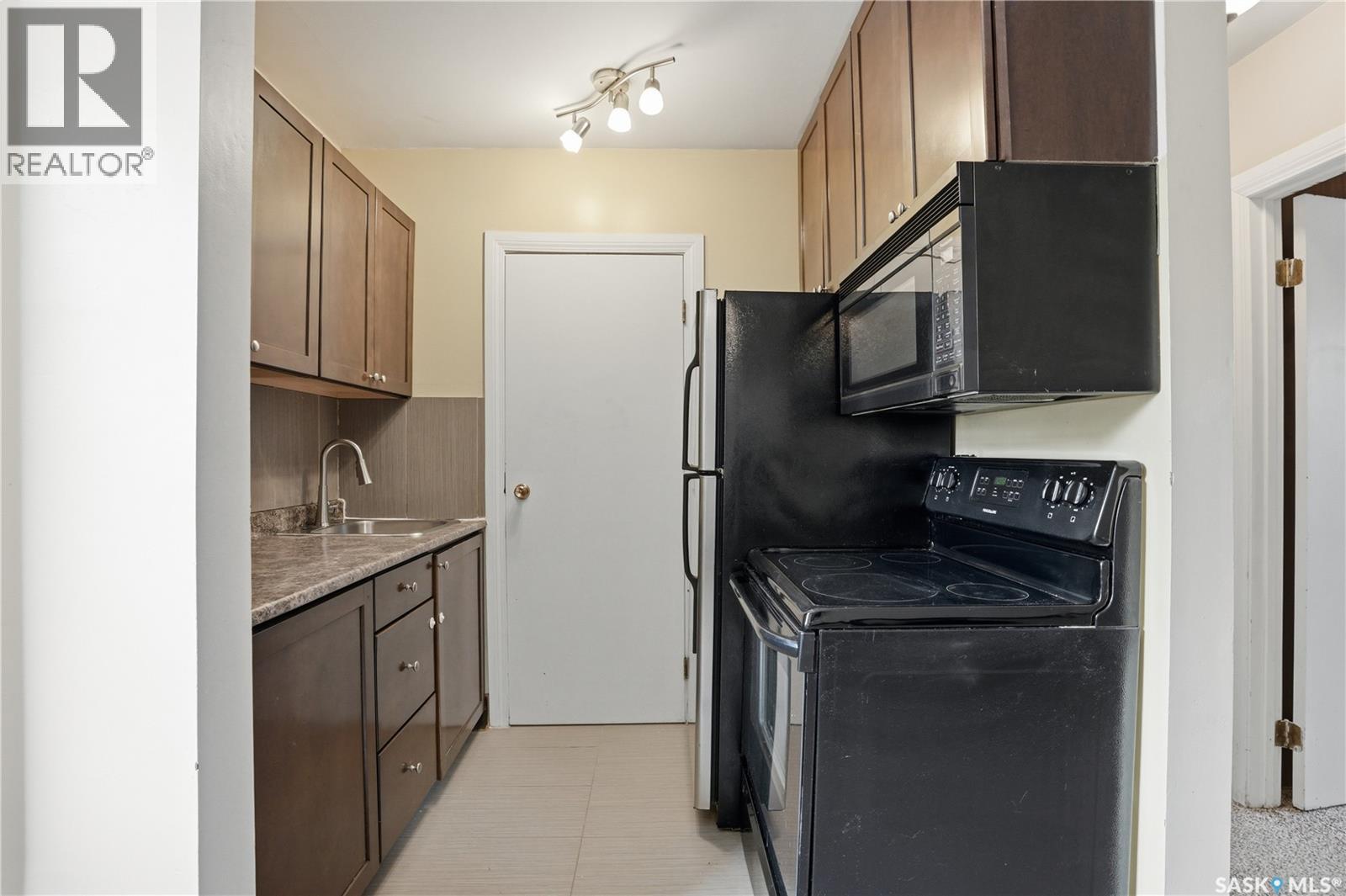 228 8th Street E, Saskatoon, Saskatchewan  S7H 0P3 - Photo 37 - SK036298