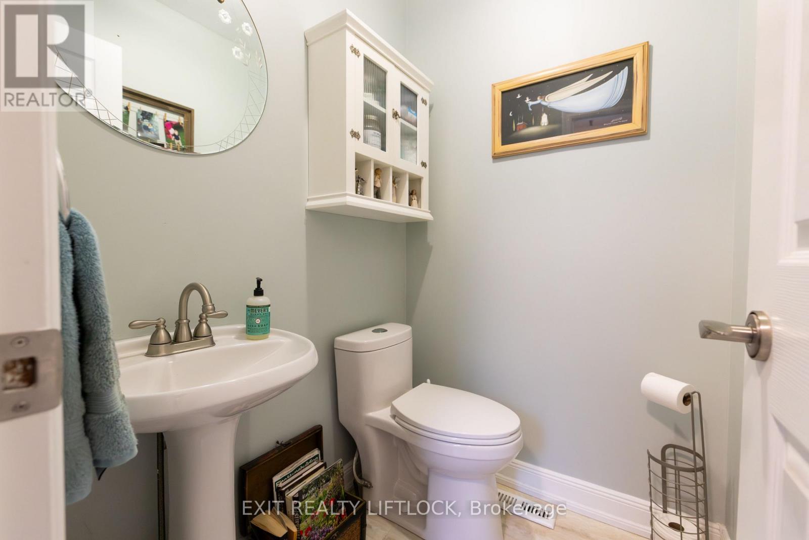 84 Hillhurst Crescent, Clarington, Ontario  L1E 2A3 - Photo 13 - E13142354