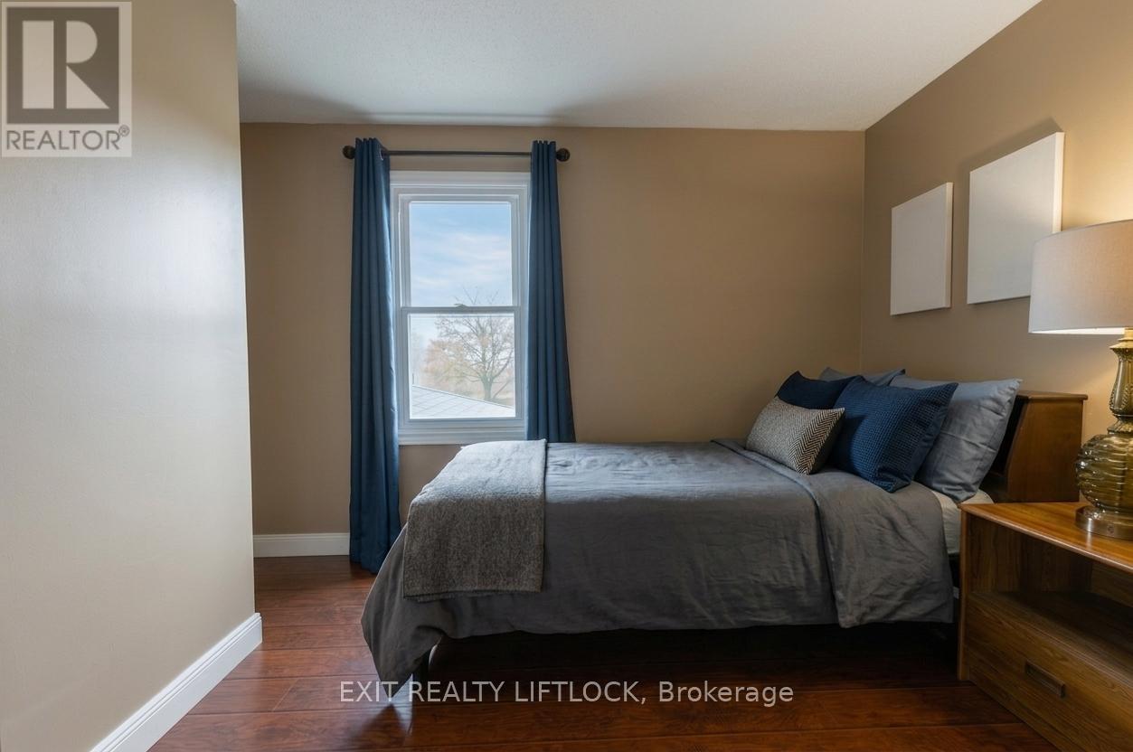 84 Hillhurst Crescent, Clarington, Ontario  L1E 2A3 - Photo 16 - E13142354