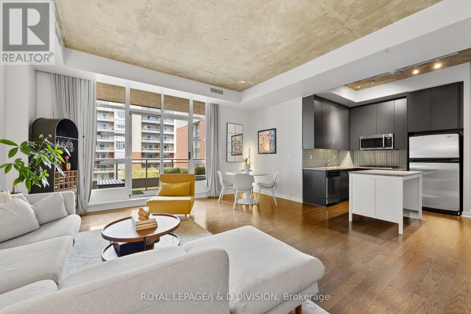 508 - 19 BRANT STREET, Toronto, Ontario