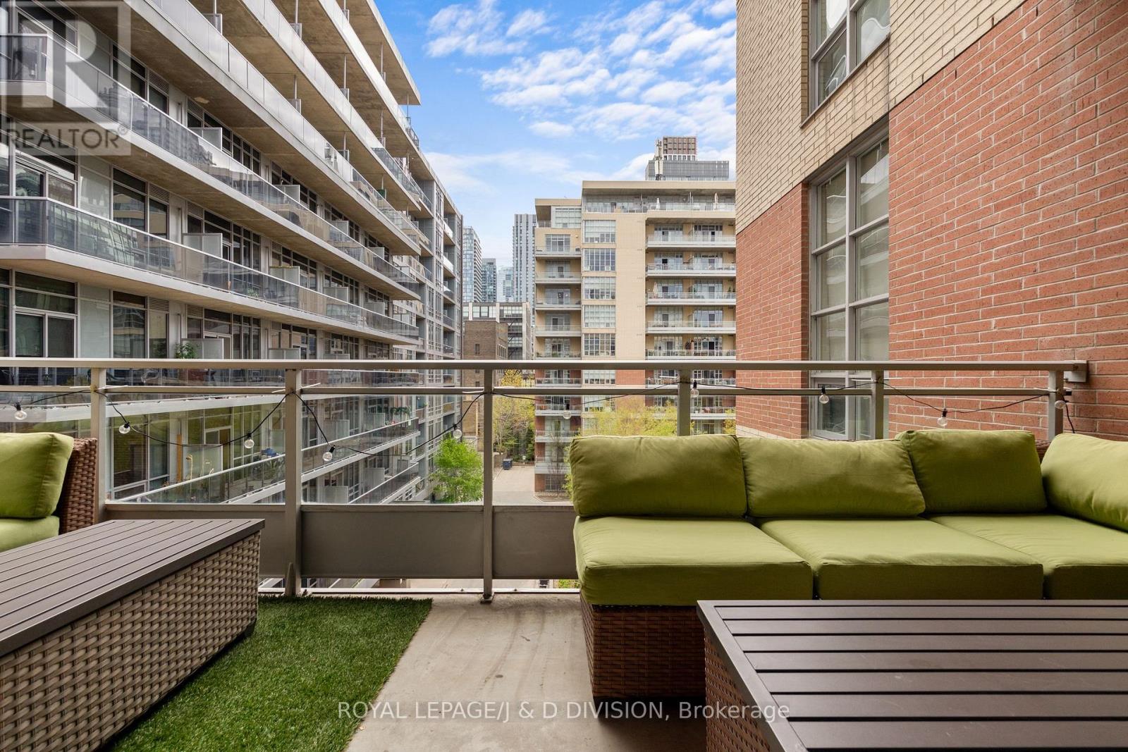 508 - 19 Brant Street, Toronto, Ontario  M5V 2L2 - Photo 9 - C13143240