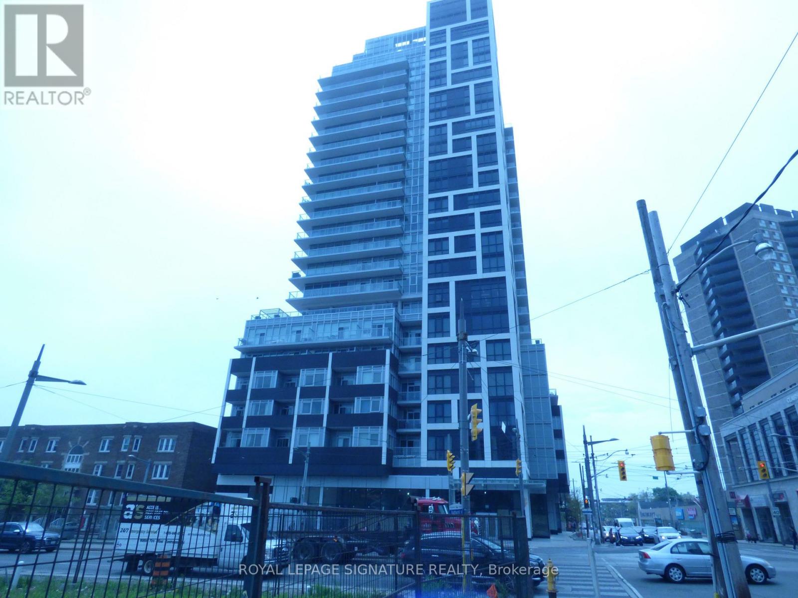 909 - 501 St Clair Avenue W, Toronto, Ontario  M5P 0A2 - Photo 1 - C13143248