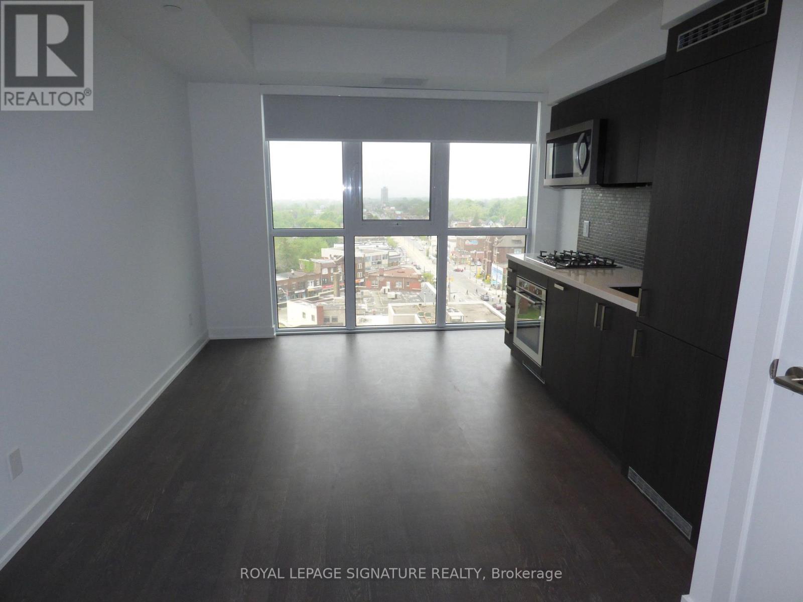 909 - 501 St Clair Avenue W, Toronto, Ontario  M5P 0A2 - Photo 3 - C13143248