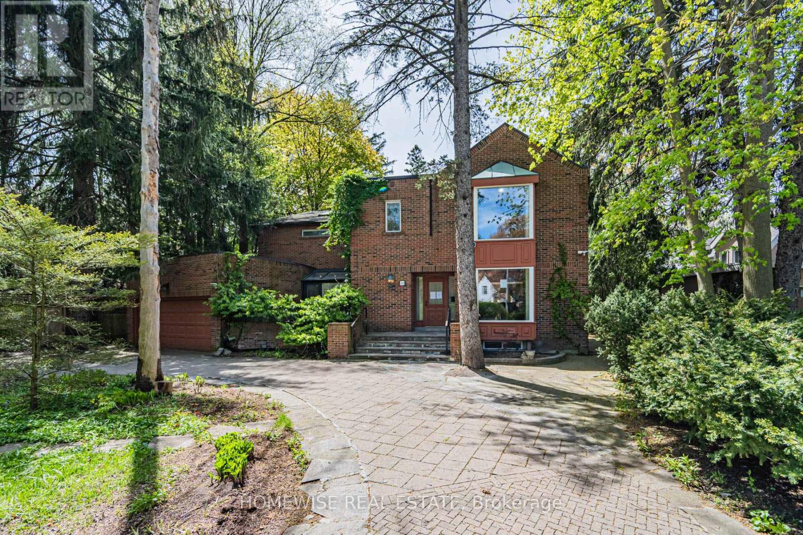 40 DONINO AVENUE, Toronto, Ontario