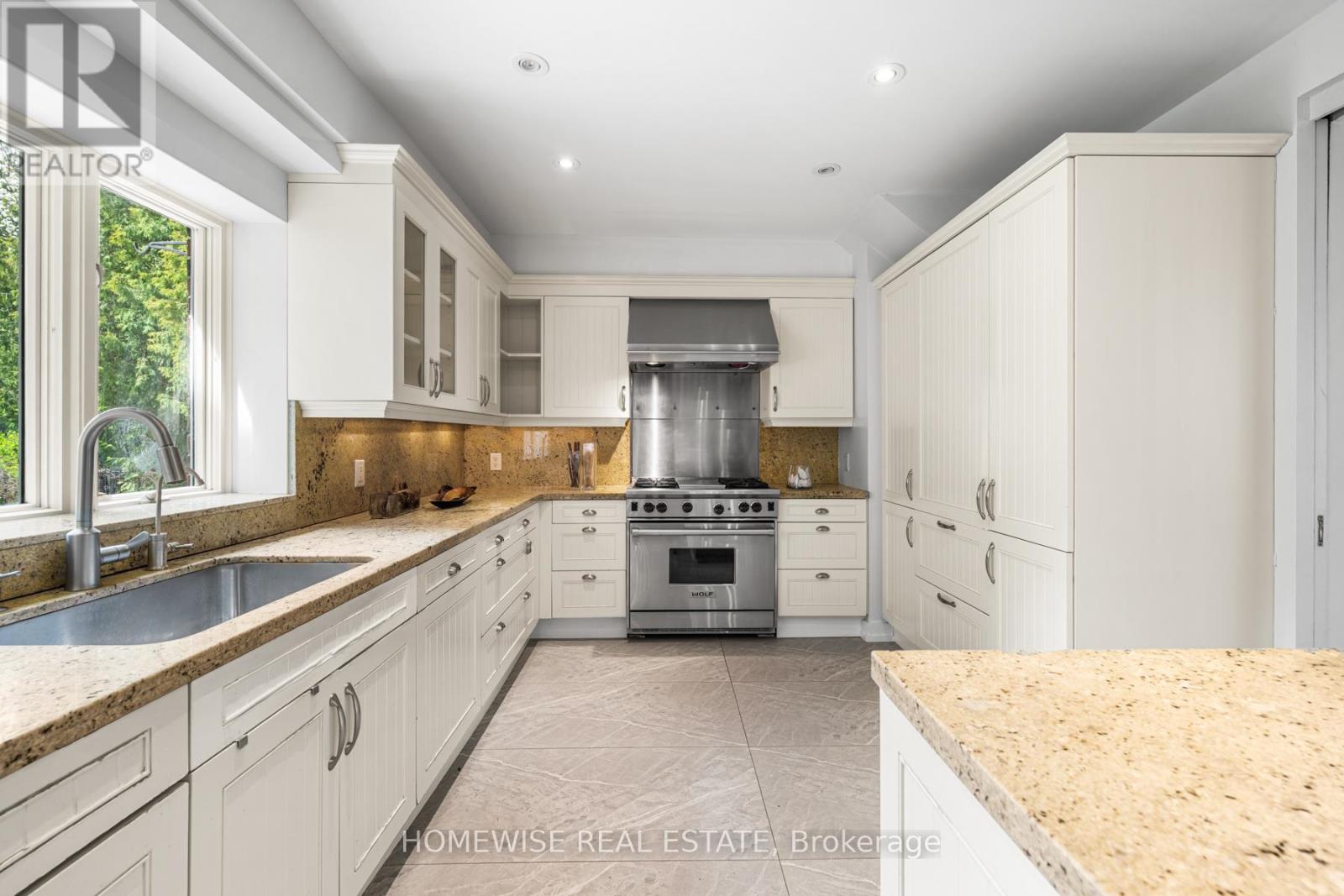 40 Donino Avenue, Toronto, Ontario  M4N 2W7 - Photo 12 - C13143266