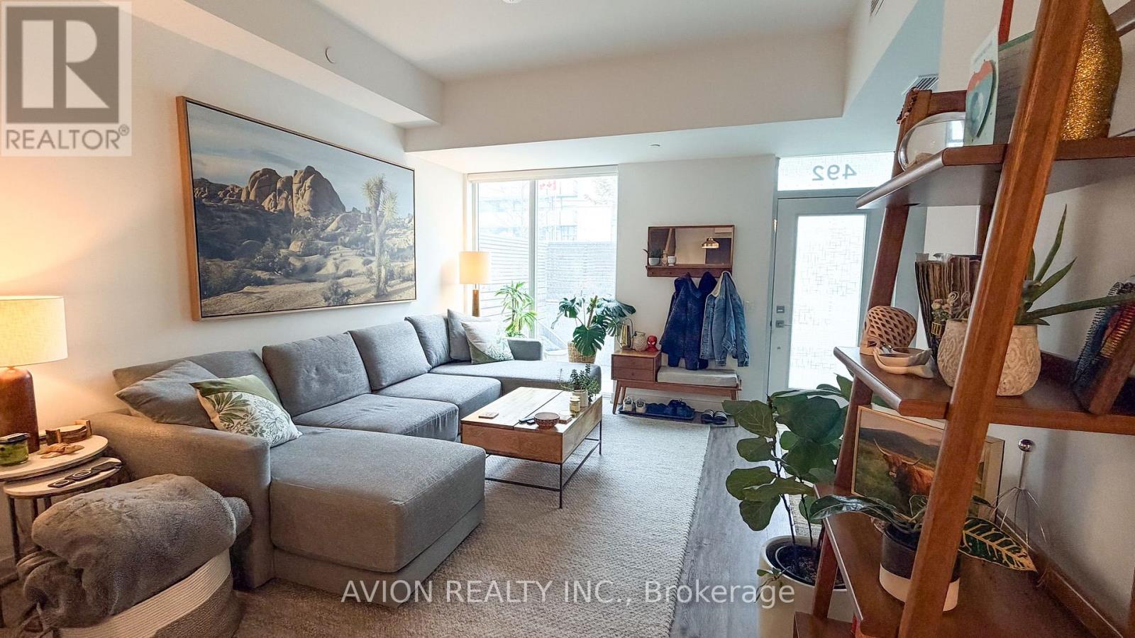 105 - 492 Eglinton Avenue E, Toronto, Ontario M4P 1N3 - Photo 1 - C13143278