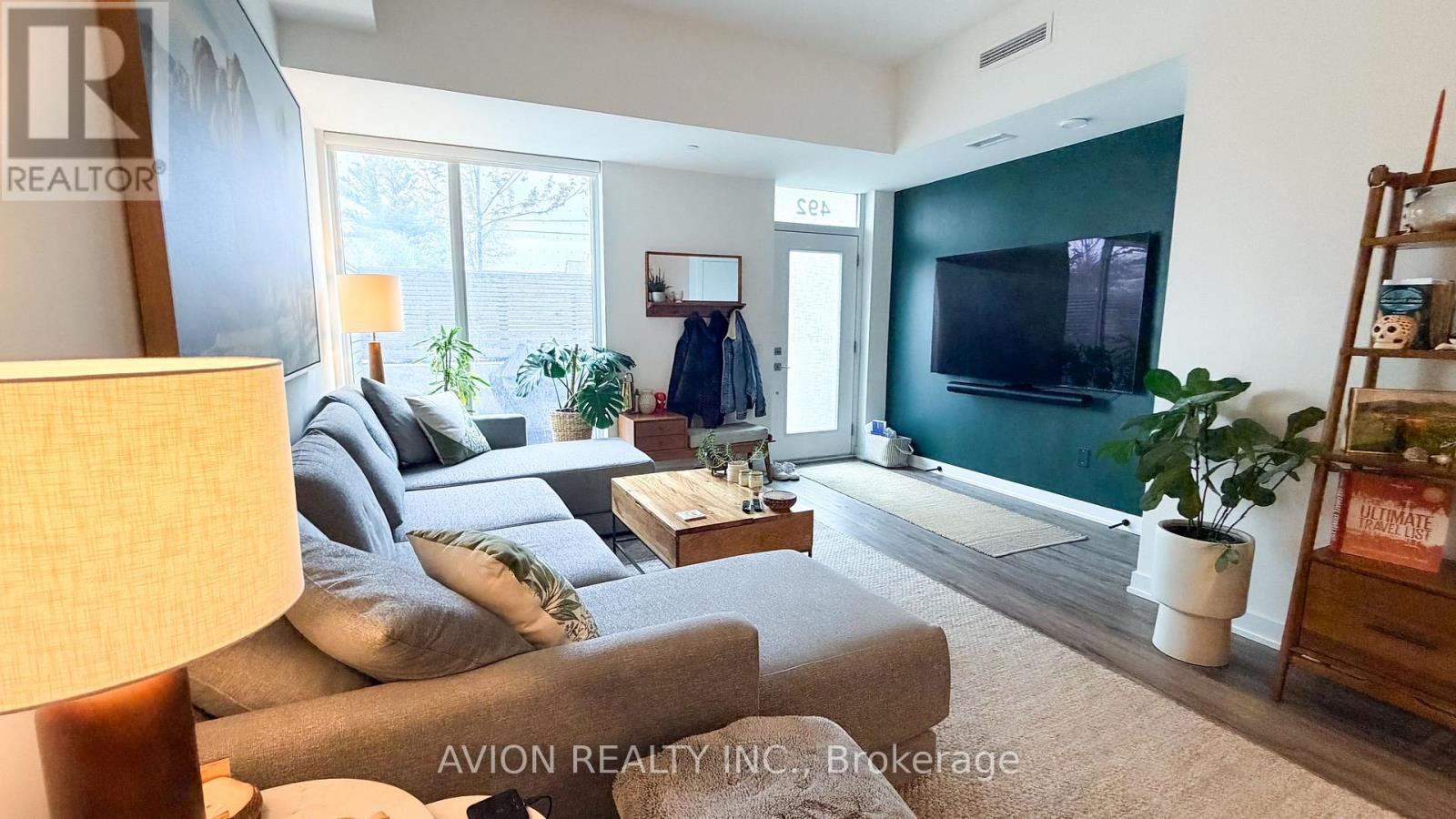 105 - 492 Eglinton Avenue E, Toronto, Ontario M4P 1N3 - Photo 3 - C13143278