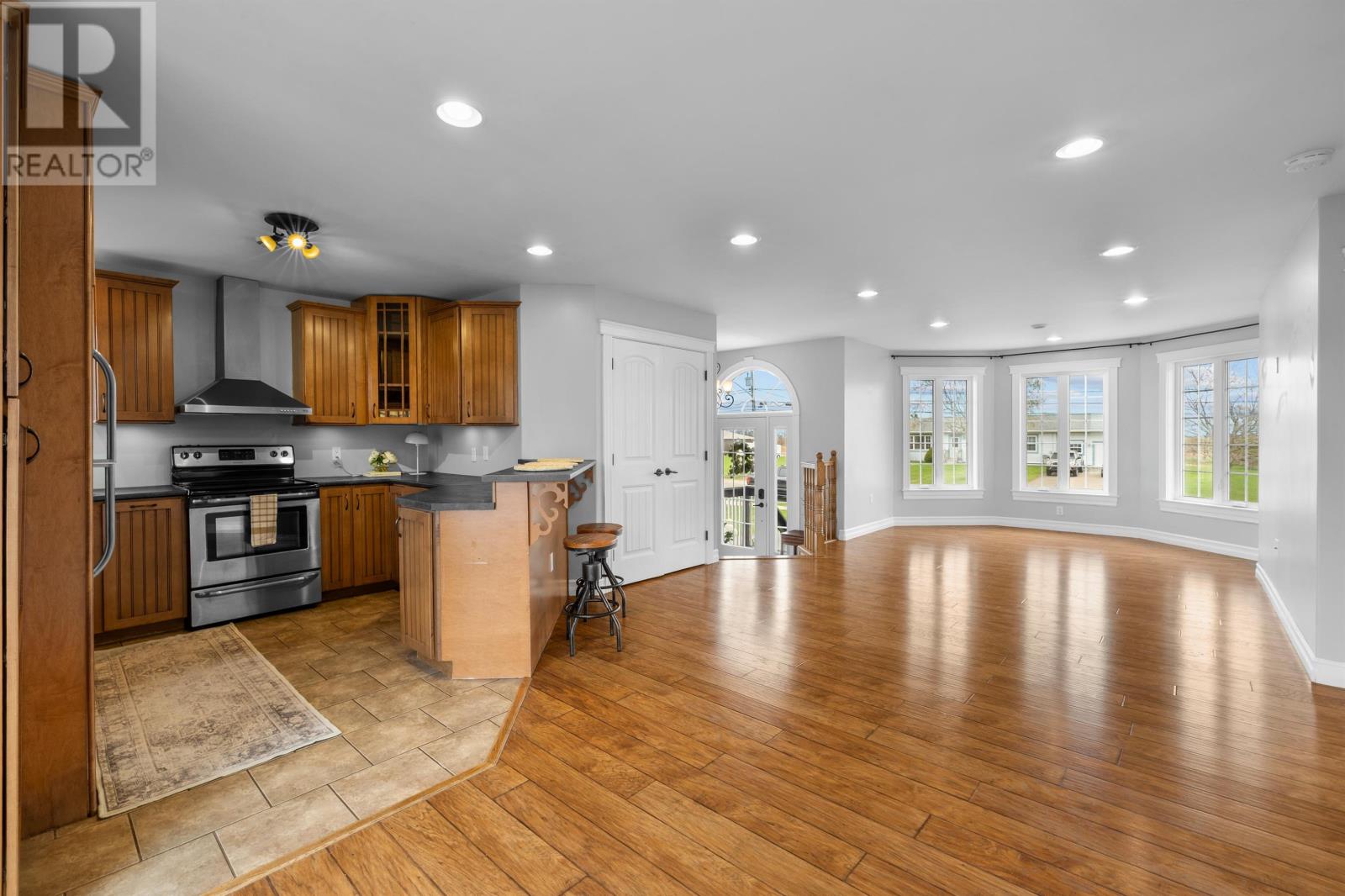 218 Mason Road, Stratford, Prince Edward Island  C1B 2E9 - Photo 6 - 202606825