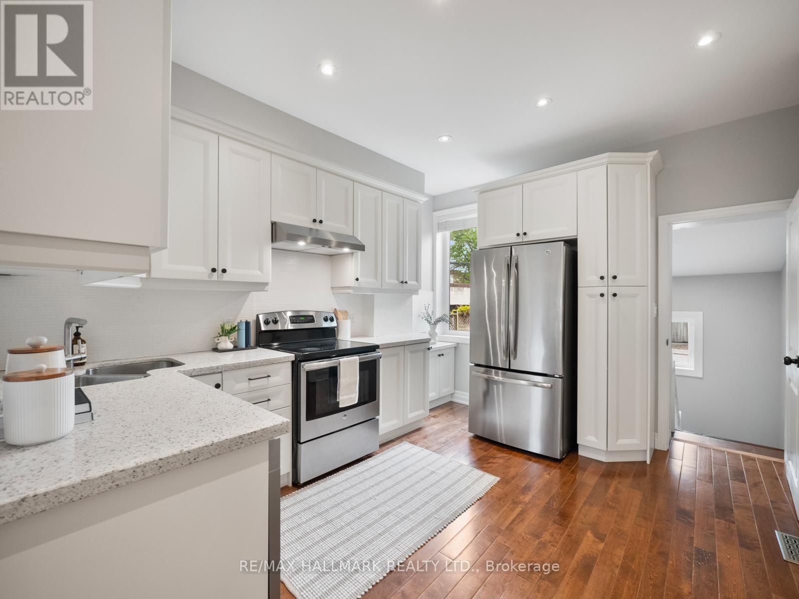 10 Ferrier Avenue, Toronto, Ontario  M4K 3H4 - Photo 12 - E13143350
