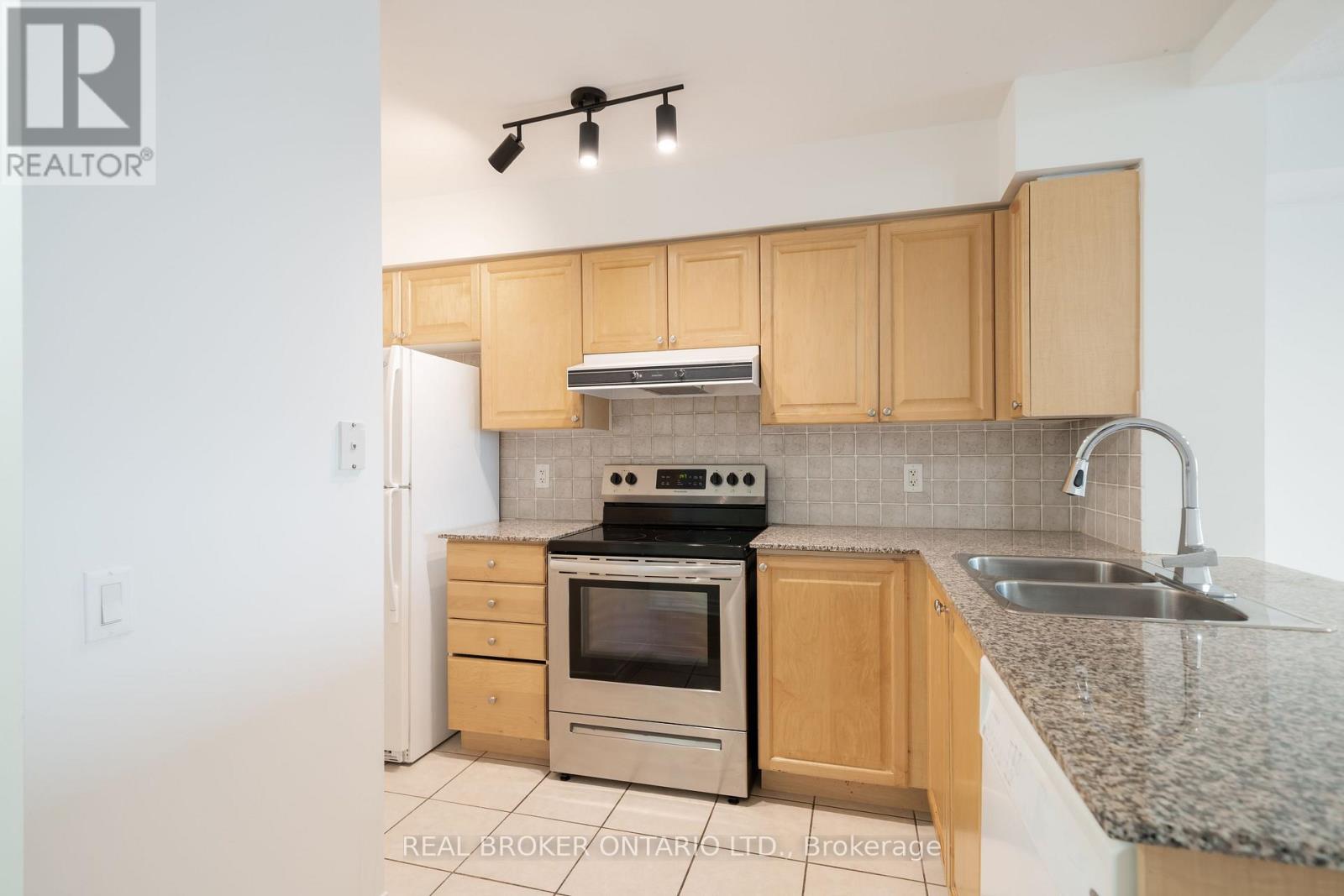 2904 - 83 Borough Drive, Toronto, Ontario  M1P 5E4 - Photo 13 - E13143394