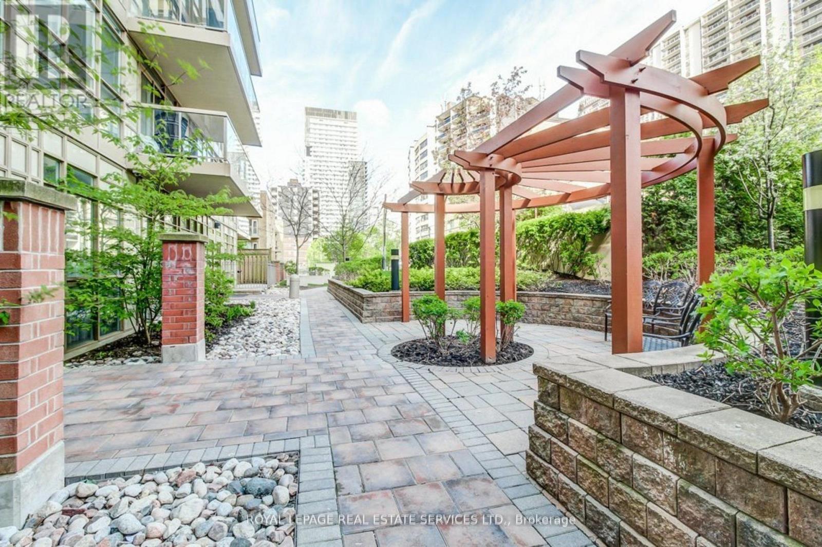 1203 - 900 Mount Pleasant Road, Toronto, Ontario  M4P 3J9 - Photo 38 - C12885776