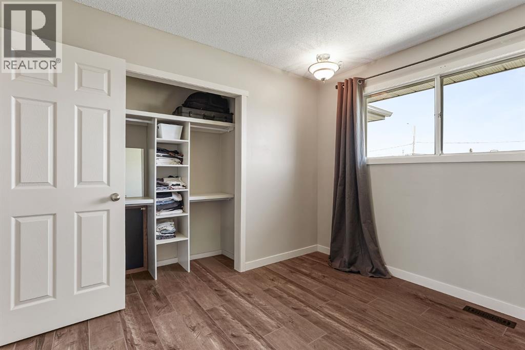122 S 3 Street W, Magrath, Alberta  T0K 1J0 - Photo 8 - A2306369