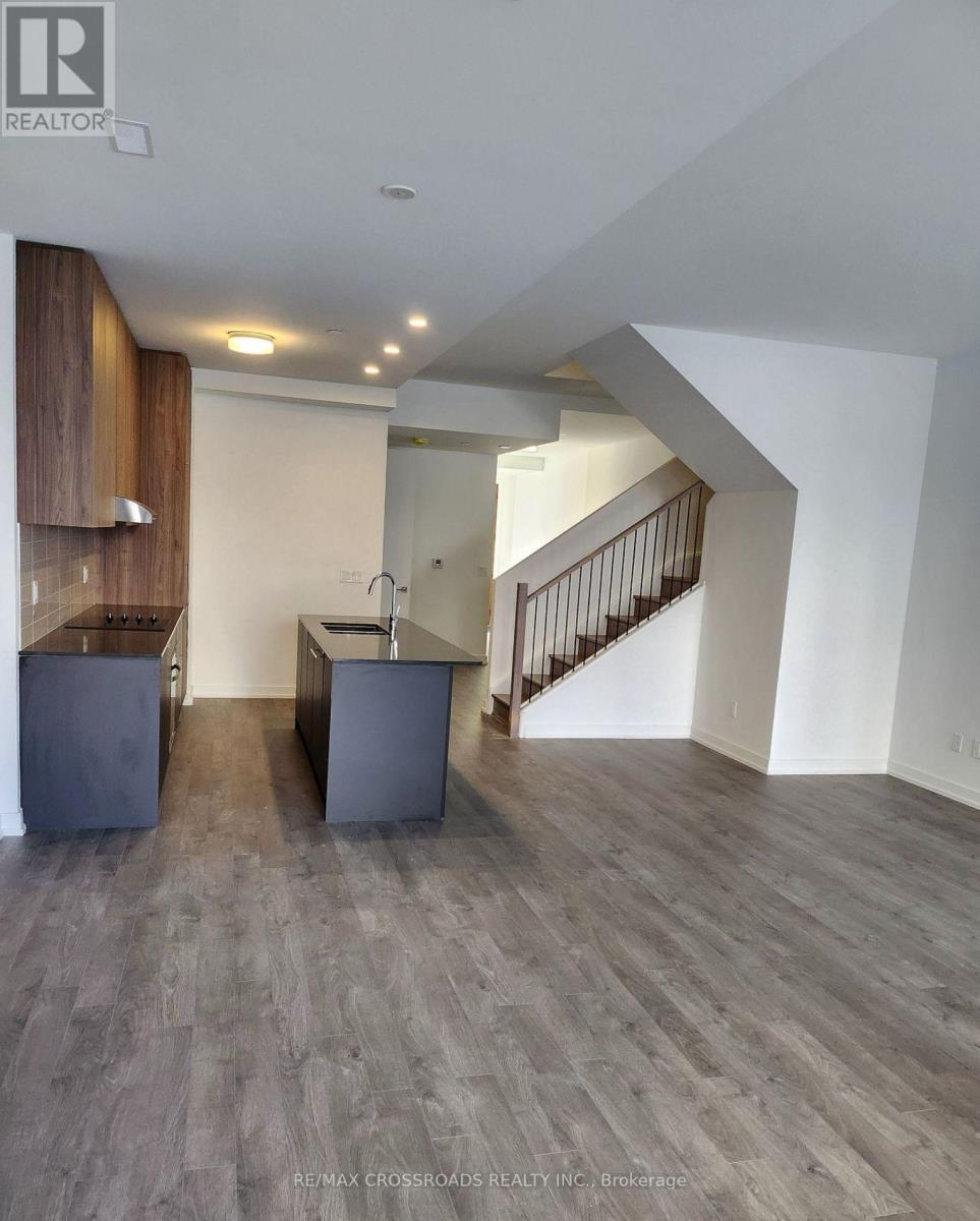 G105 - 10 Walder Lane, Richmond Hill, Ontario  L4S 0P7 - Photo 6 - N13143322
