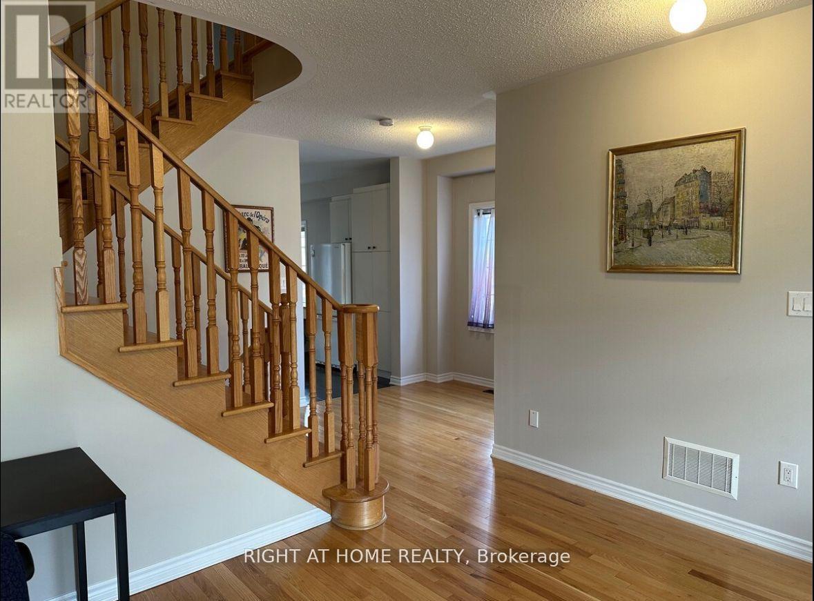 23 - 8777 Dufferin Street, Vaughan, Ontario  L4J 8W3 - Photo 2 - N13143356